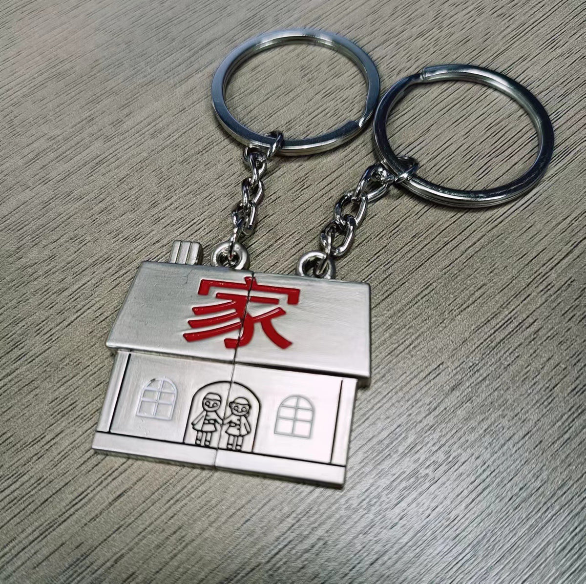 Metal Love Keychain Couple Pendant Souvenir Gift